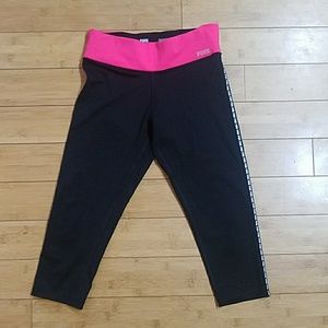 PINK victoria's secret ultimate yoga crop small